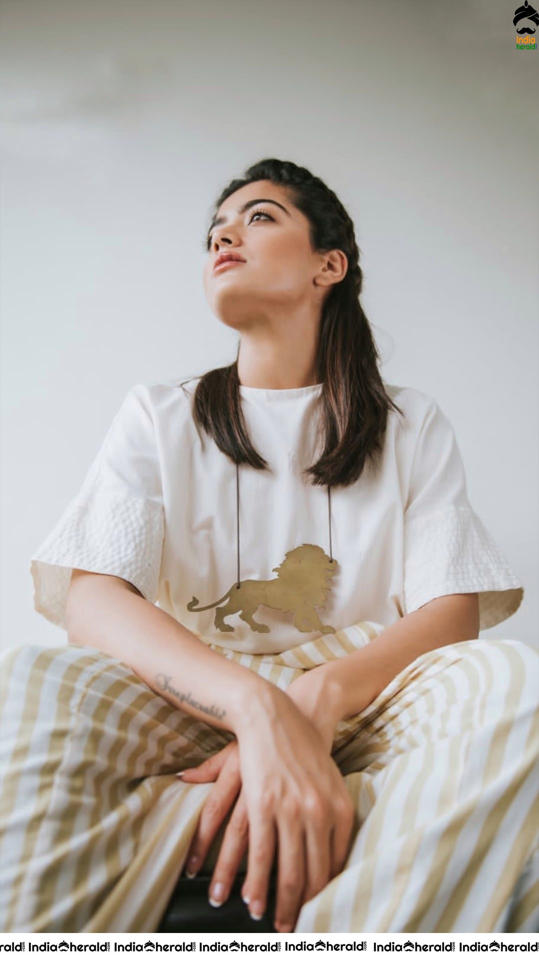 Rashmika Mandanna Cute Mesmerizing Photoshoot Pics Set 1