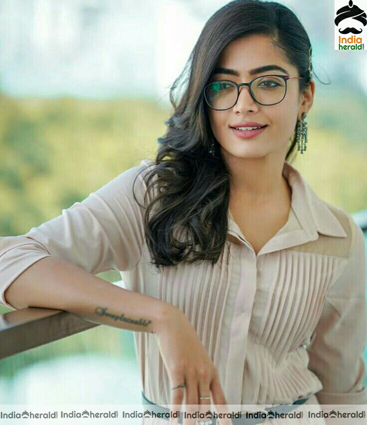 Rashmika Mandanna Cute Quarantine Photos