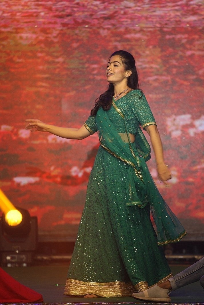 Rashmika Mandanna Hot On Stage Set 1