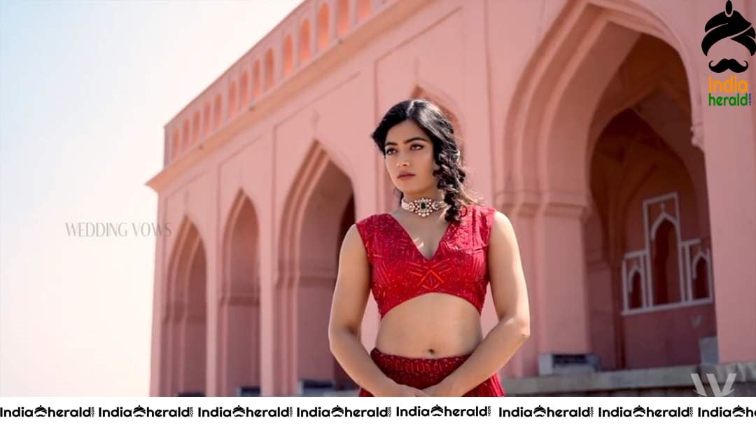 Rashmika Mandanna Hot Waist and Navel Show during Wedding Vows Shoot Set 1