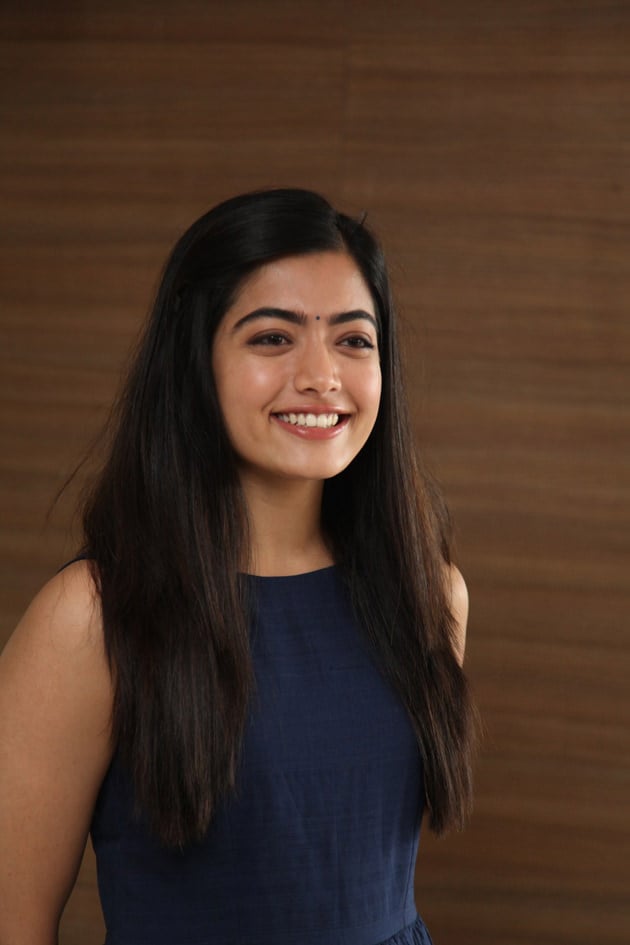 Rashmika Mandanna Latest Cute Photoshoot Set 1