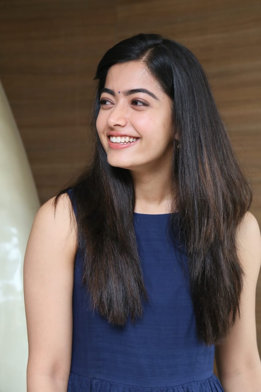 Rashmika Mandanna Latest Cute Photoshoot Set 1