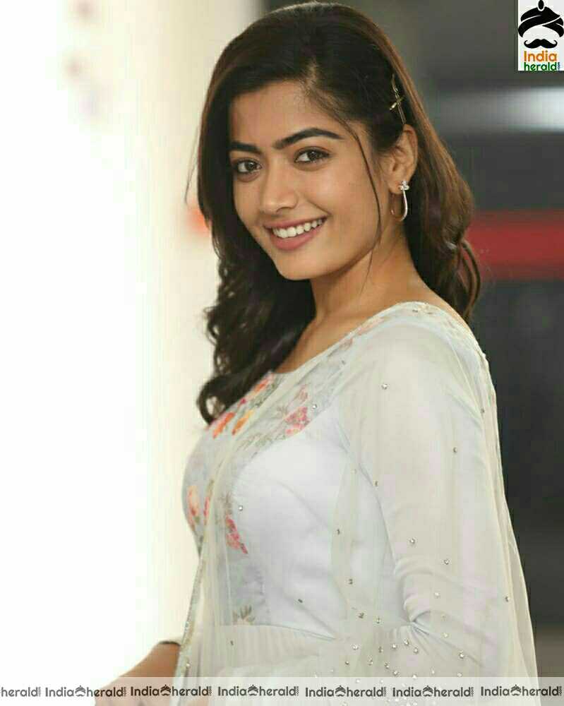 Rashmika Mandanna Latest Hot and Cute Photo Stills