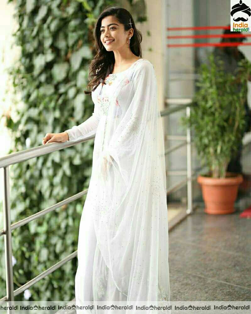 Rashmika Mandanna Latest Hot and Cute Photo Stills
