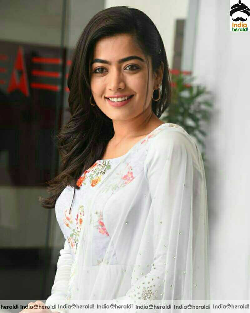 Rashmika Mandanna Latest Hot and Cute Photo Stills