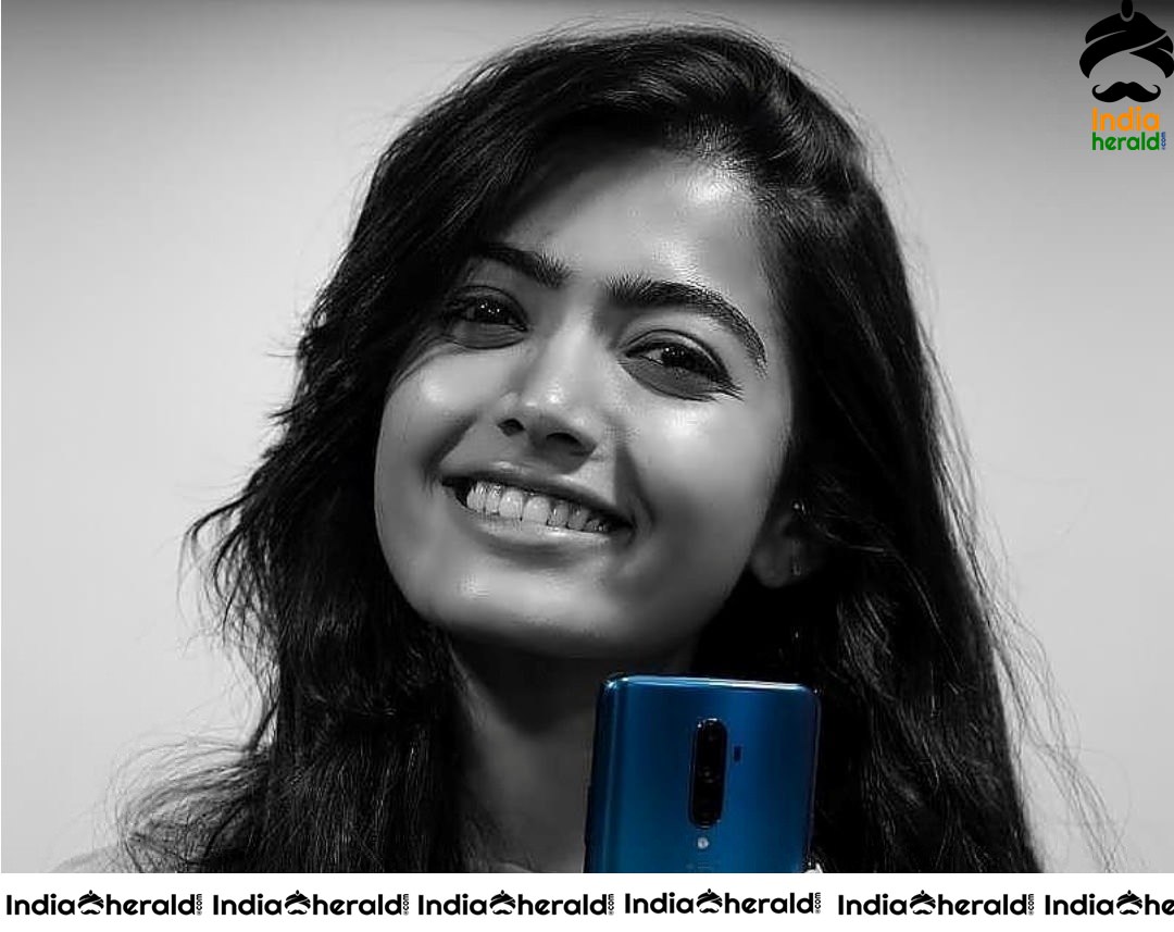 Rashmika Mandanna Latest Hot Photos for Mobile Ad