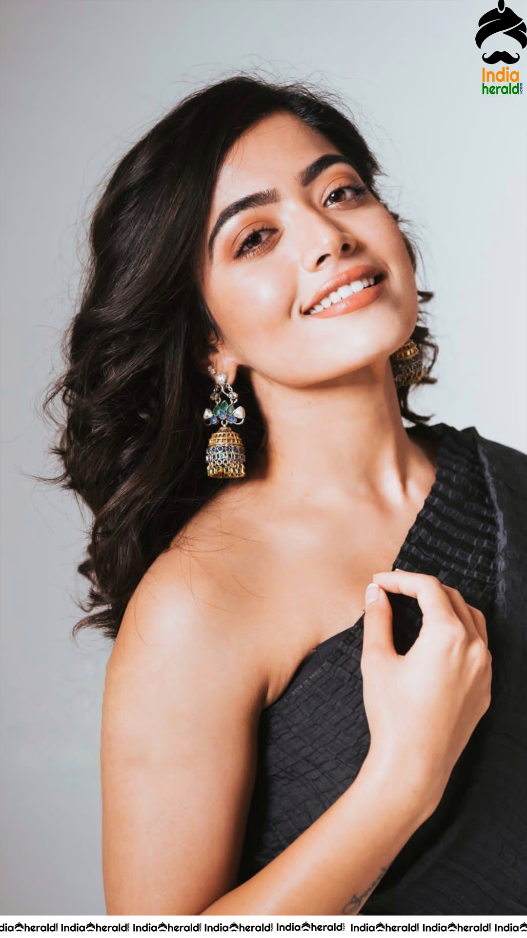 Rashmika Mandanna Latest Hot Photoshoot