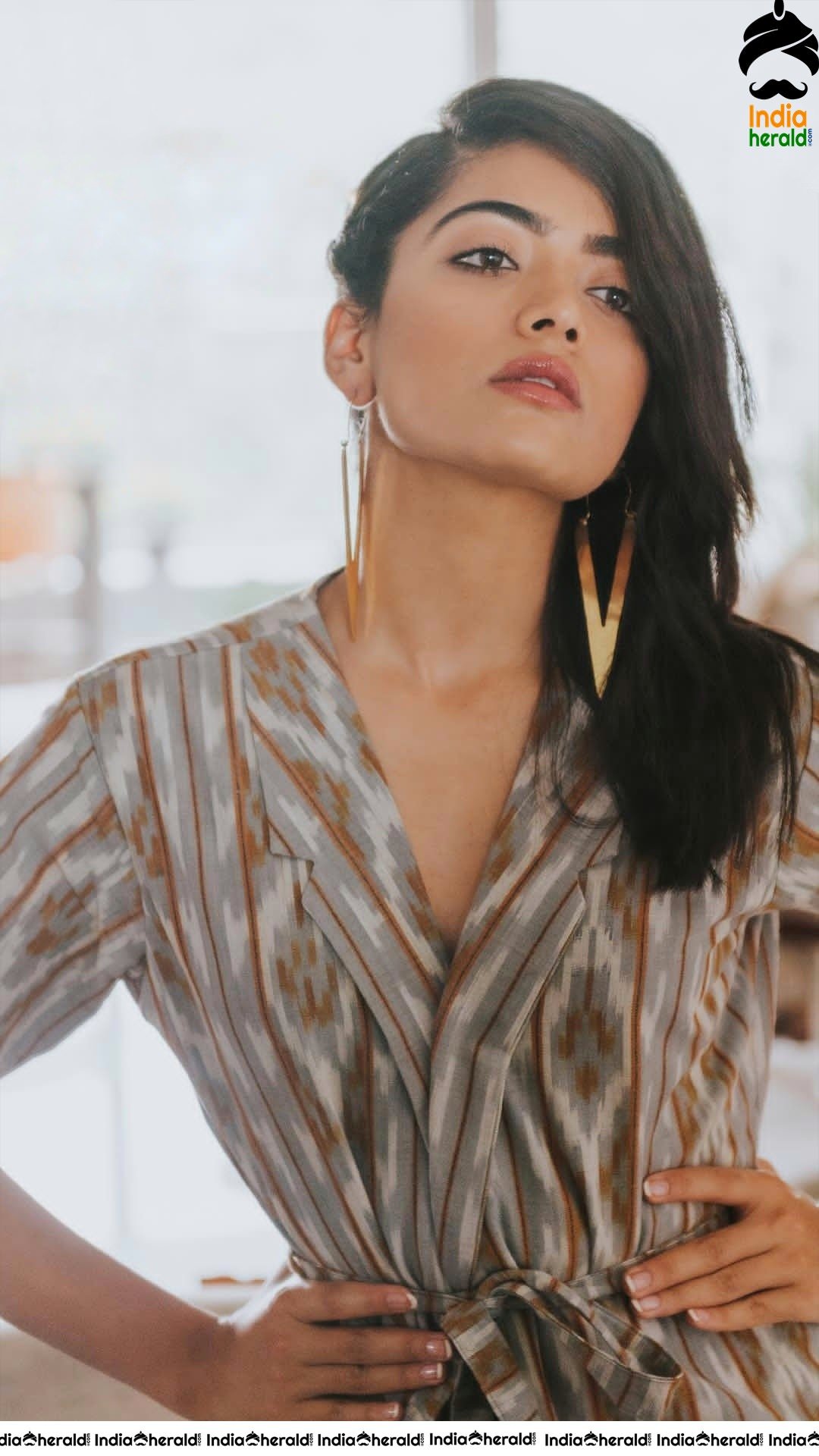 Rashmika Mandanna Latest Hot Photoshoot