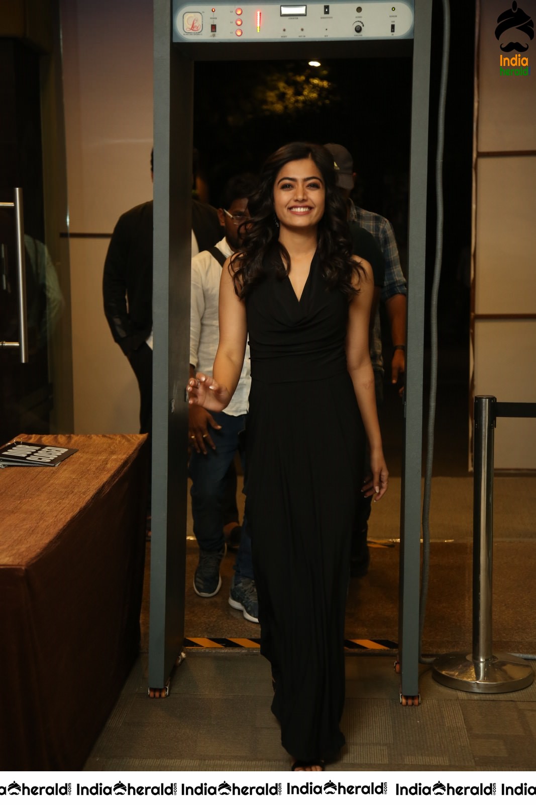 Rashmika Mandanna Looking Hot in Black Set 1