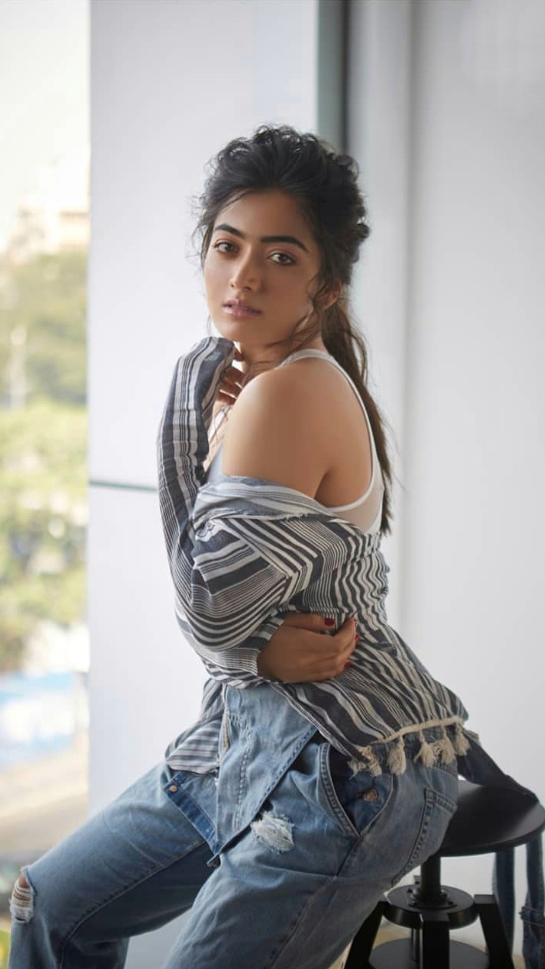 Rashmika Mandanna Sizzling Hot Photo Shoot