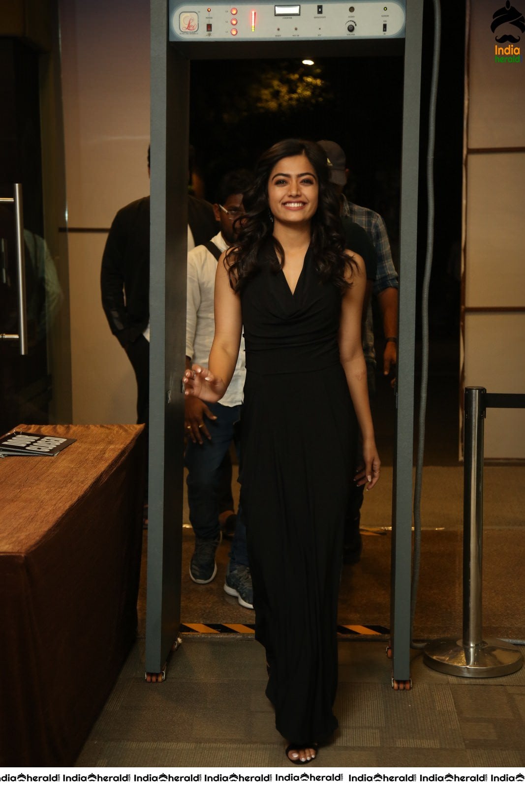 Rashmika Mandanna Slaying it in Black with her Killer Looks