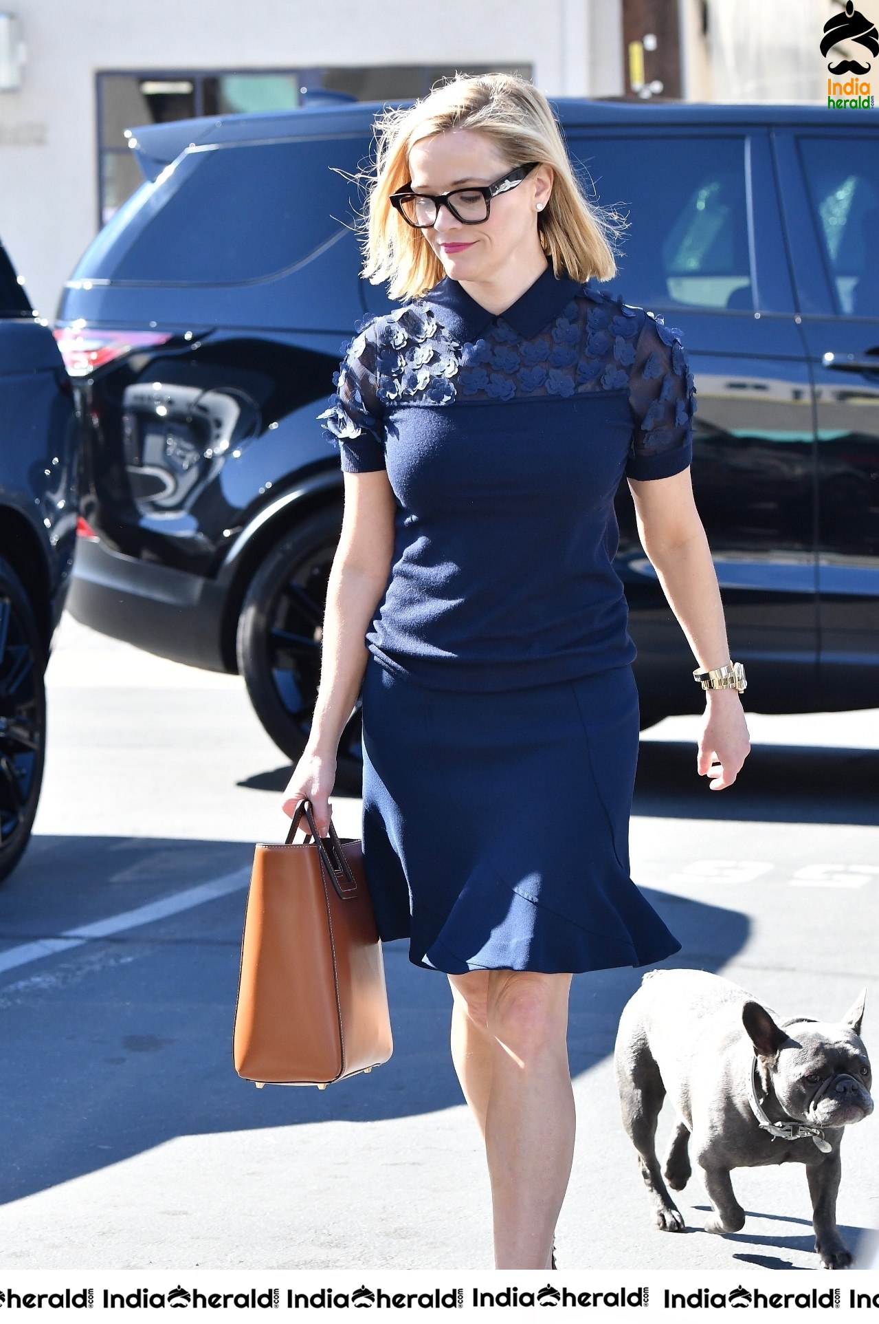 Reese Witherspoon caught by Paparazzi while out in Brentwood CA Set 2