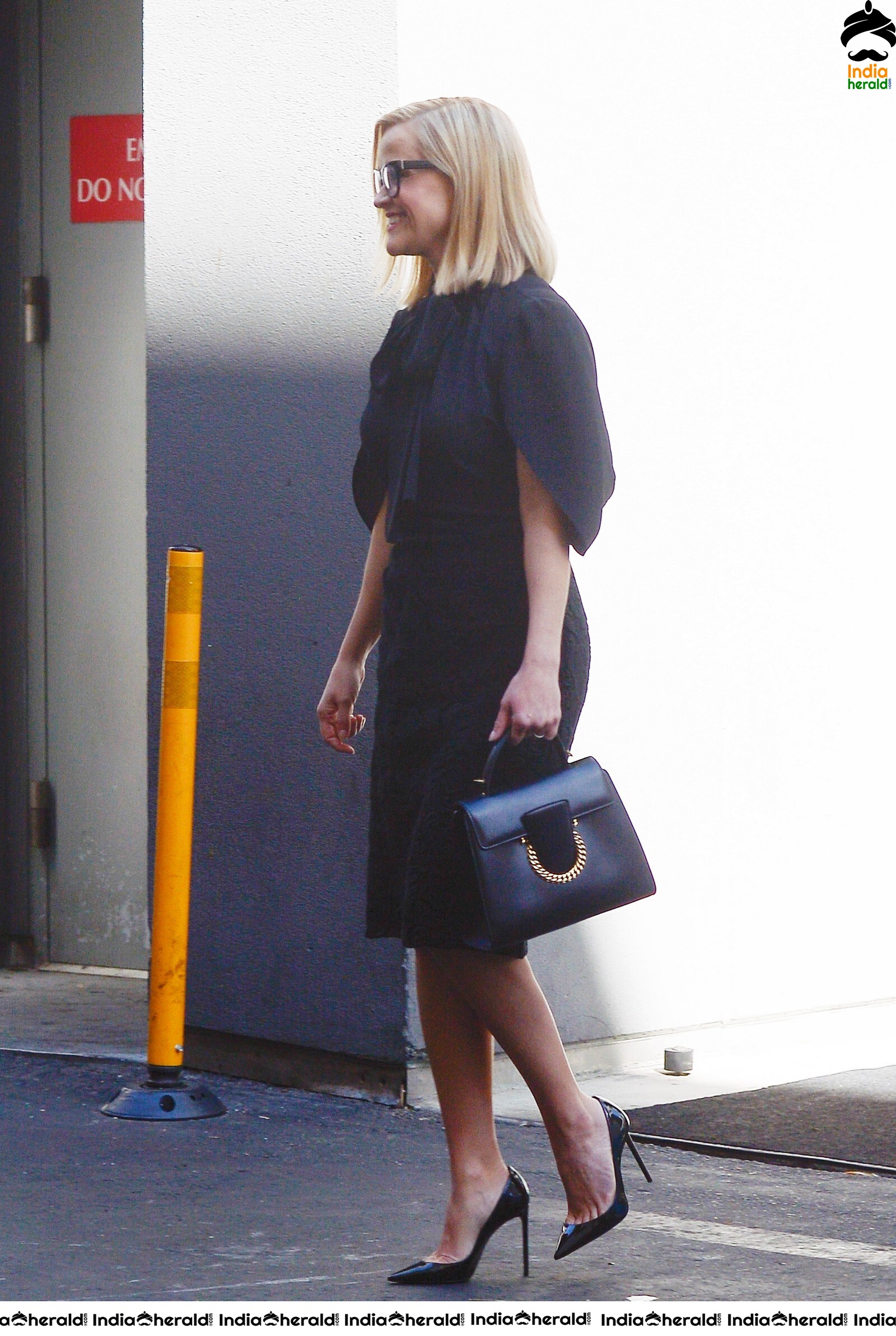 Reese Witherspoon Outside her Office in LA