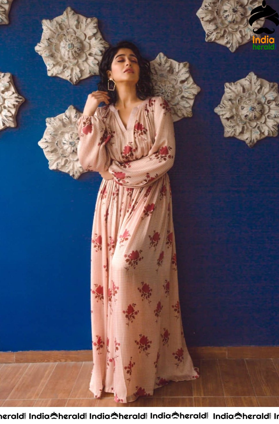 Regina Cassandra Latest Floral Photoshoot Clicks