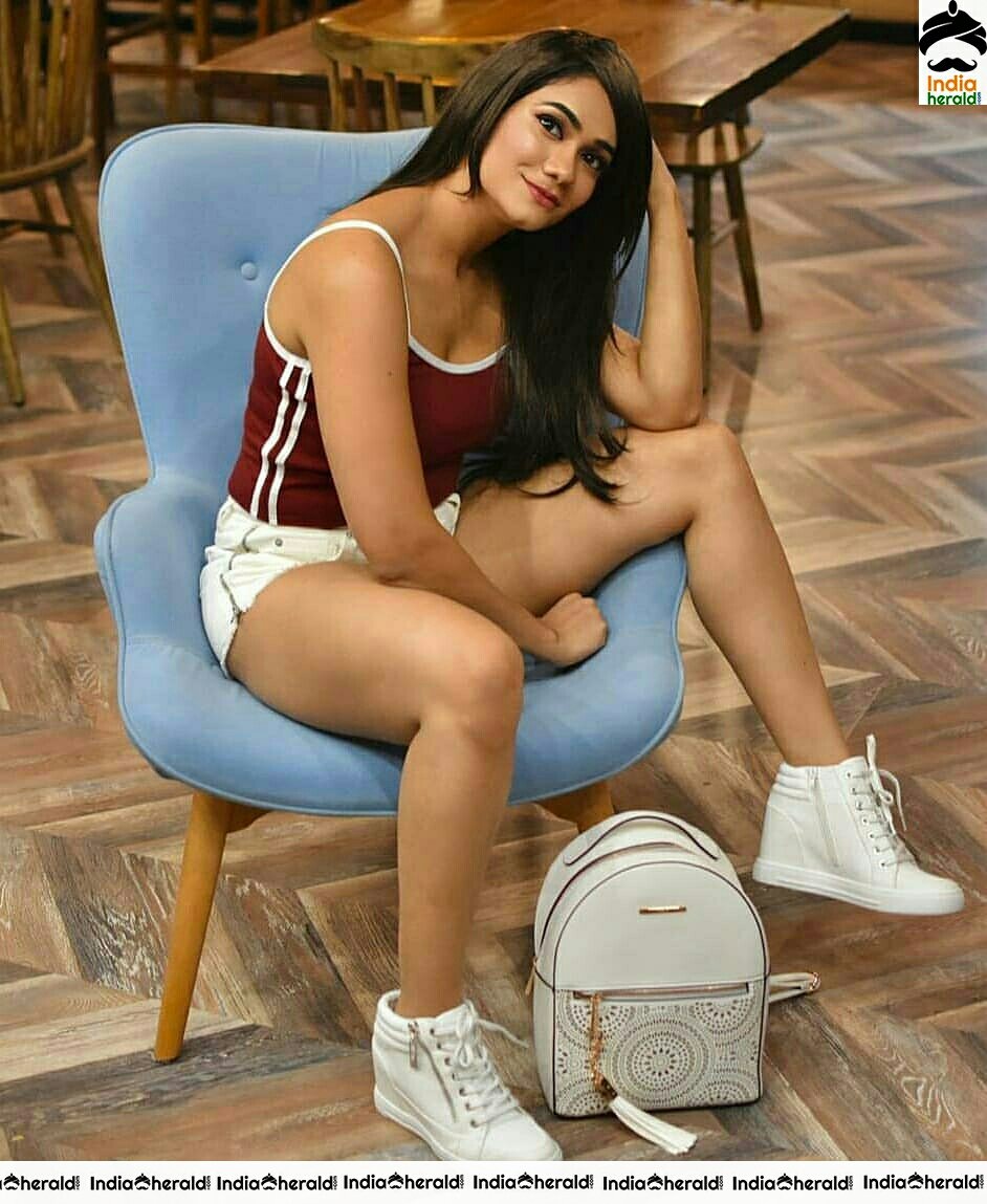 Richi Shan Hot Compilation Photos