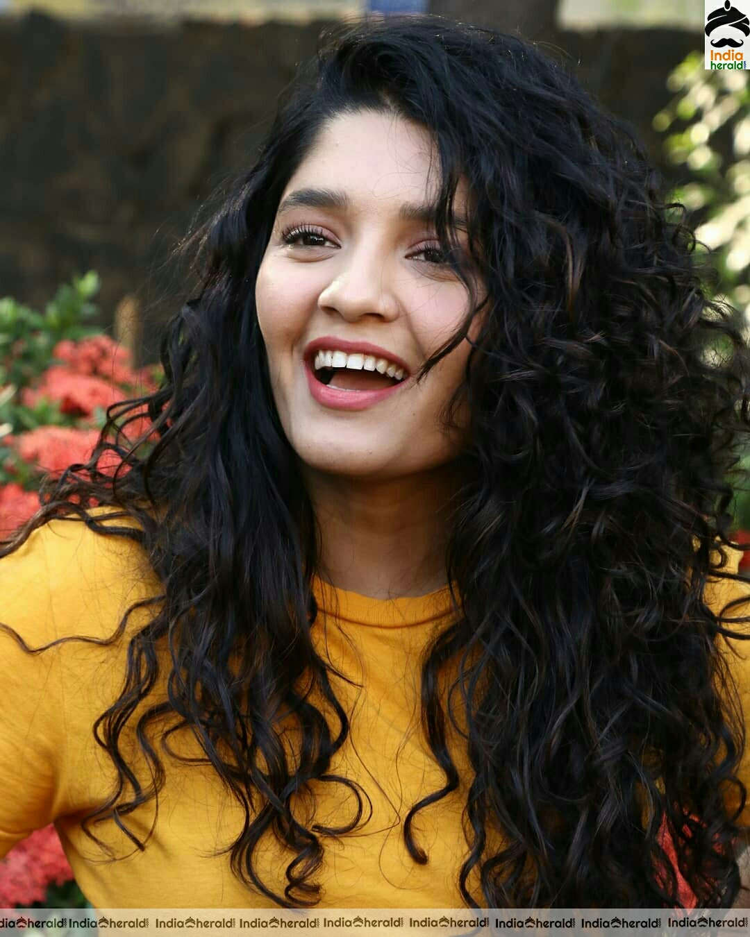 Ritika Singh Latest Cute Photostills