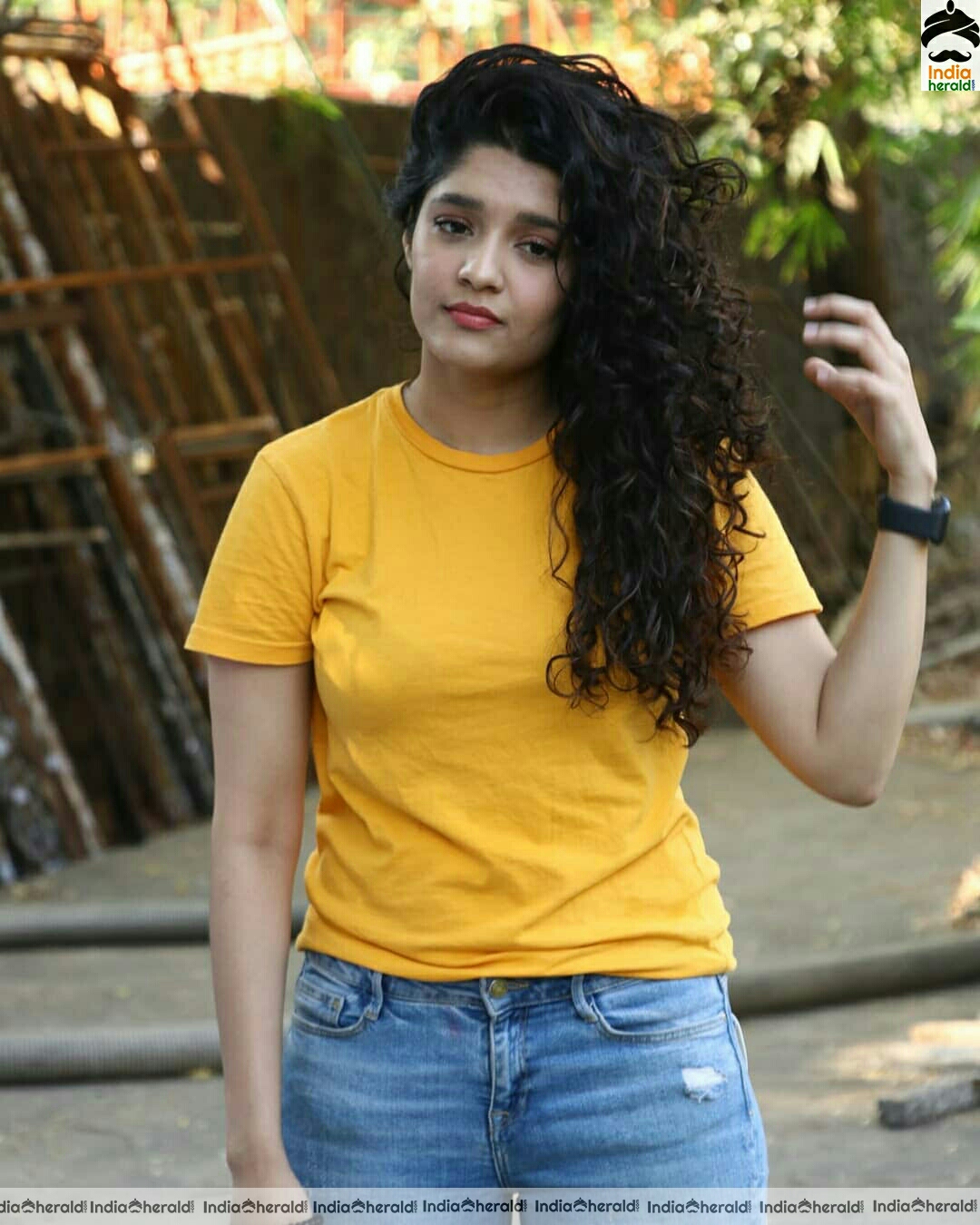 Ritika Singh Latest Cute Photostills