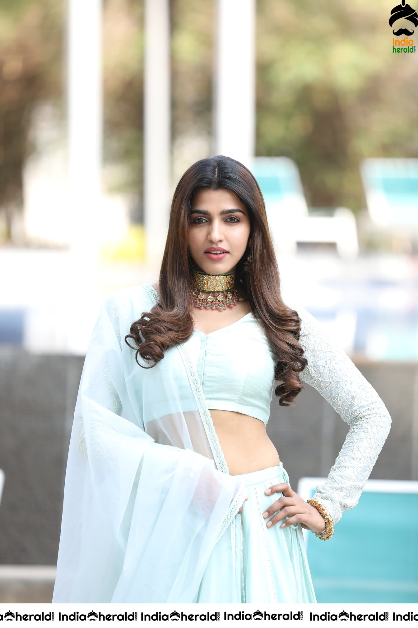 Sai Dhansika shows her Hot Waistline in her Recent Photoshoot