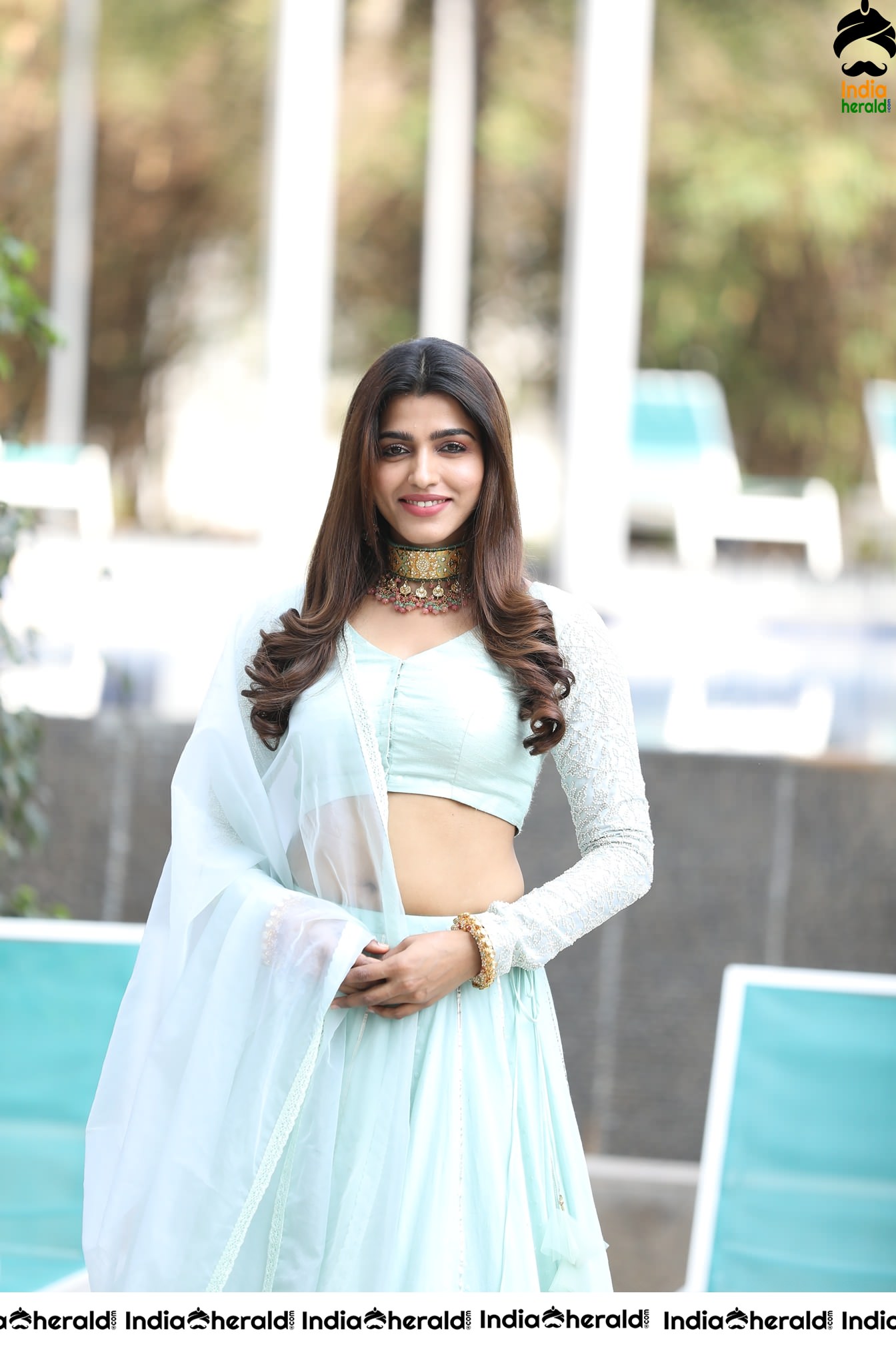 Sai Dhansika shows her Hot Waistline in her Recent Photoshoot