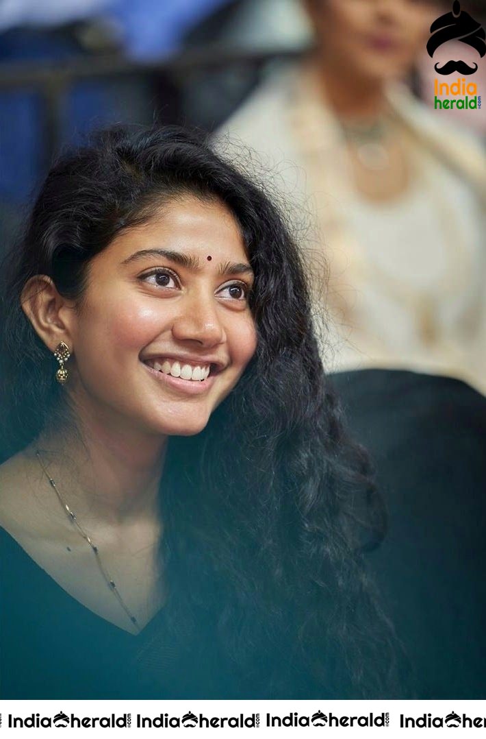 Sai Pallavi from the recently held Behindwoods Awards