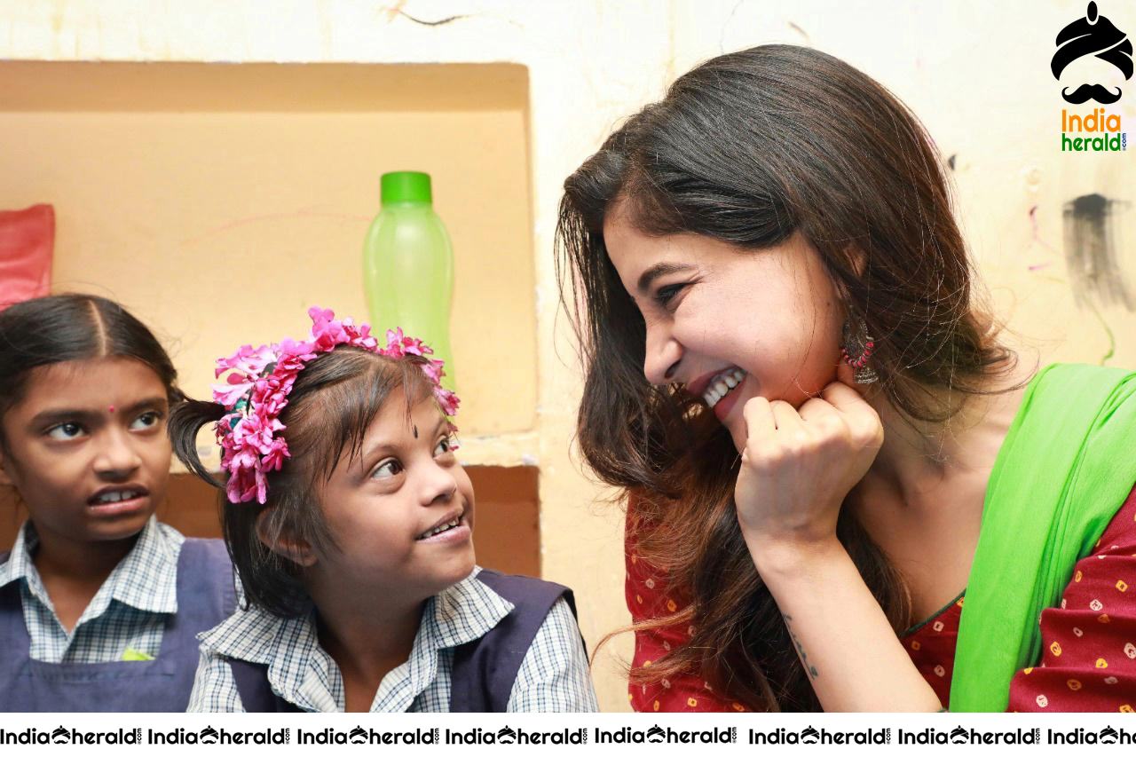 Sakshi Agarwal visited Autism Affected Children Home