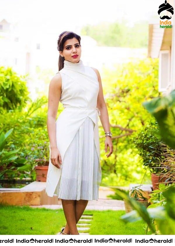 Samantha Akkineni Hot Photos Collection Set 1