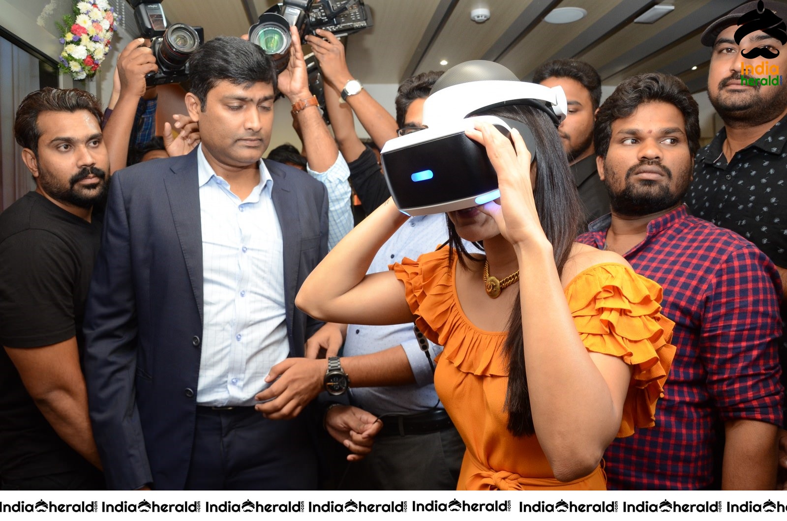 Samantha Gets Excited And Thrilled While Wearing Virtual Reality Set 5