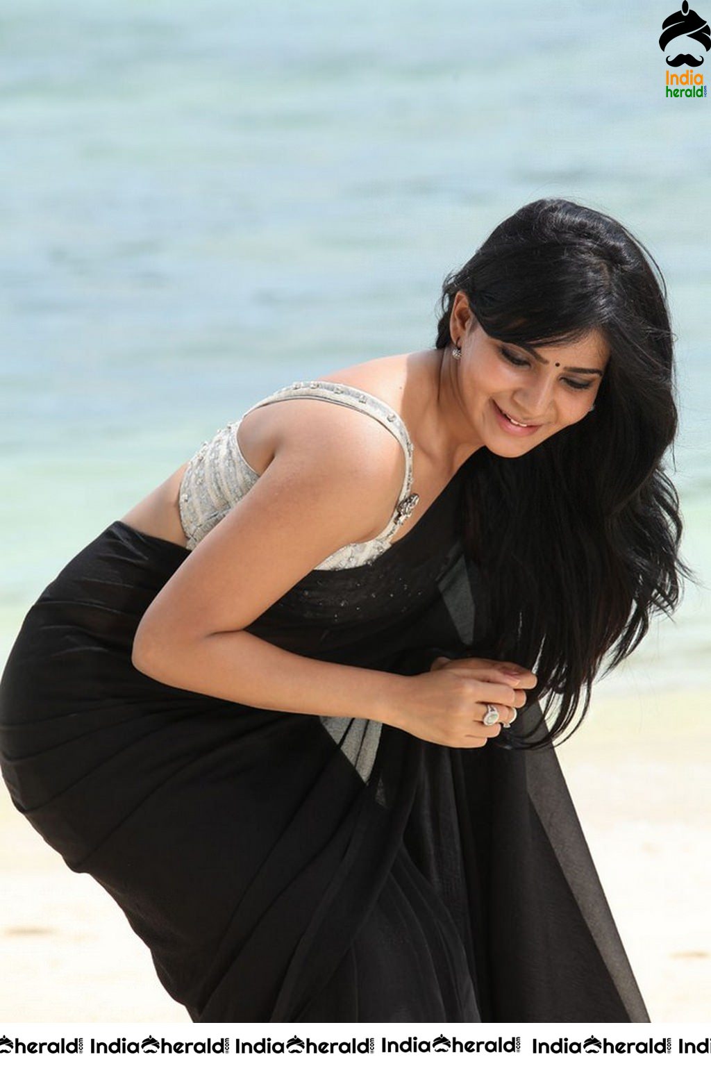 Samantha Hot Black Sexy Saree Photos Collection