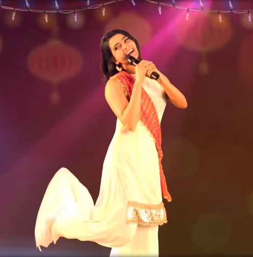 Samantha In Sleeveless Dress And Bob Cut Hair Photos