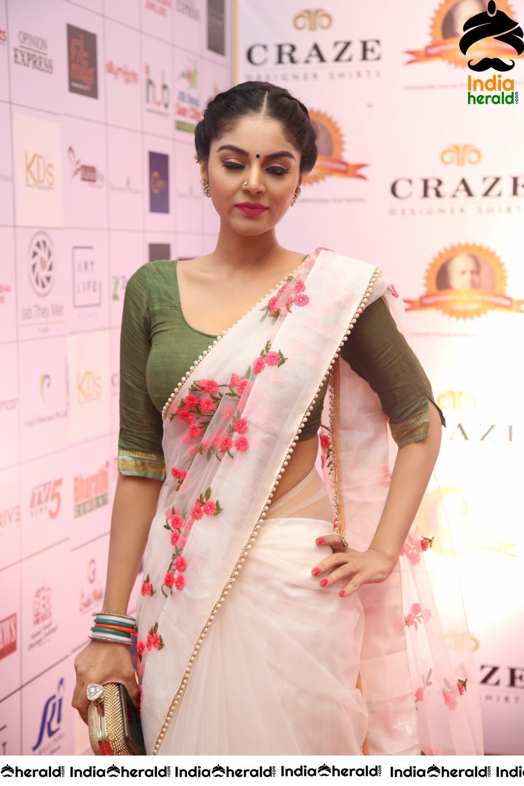 Sanam Shetty At Dada Saheb Phalke Award 2019