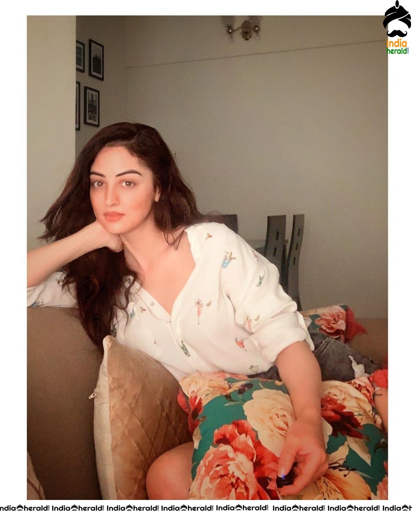 Sandeepa Dhar Hot Photos Collection Set 1