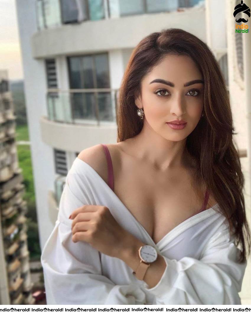 Sandeepa Dhar Hot Photos Collection Set 2