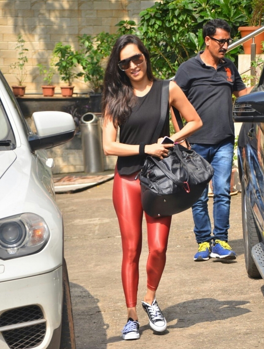 Scintillating Shraddha In Her Tight Gym Dress At Bandra