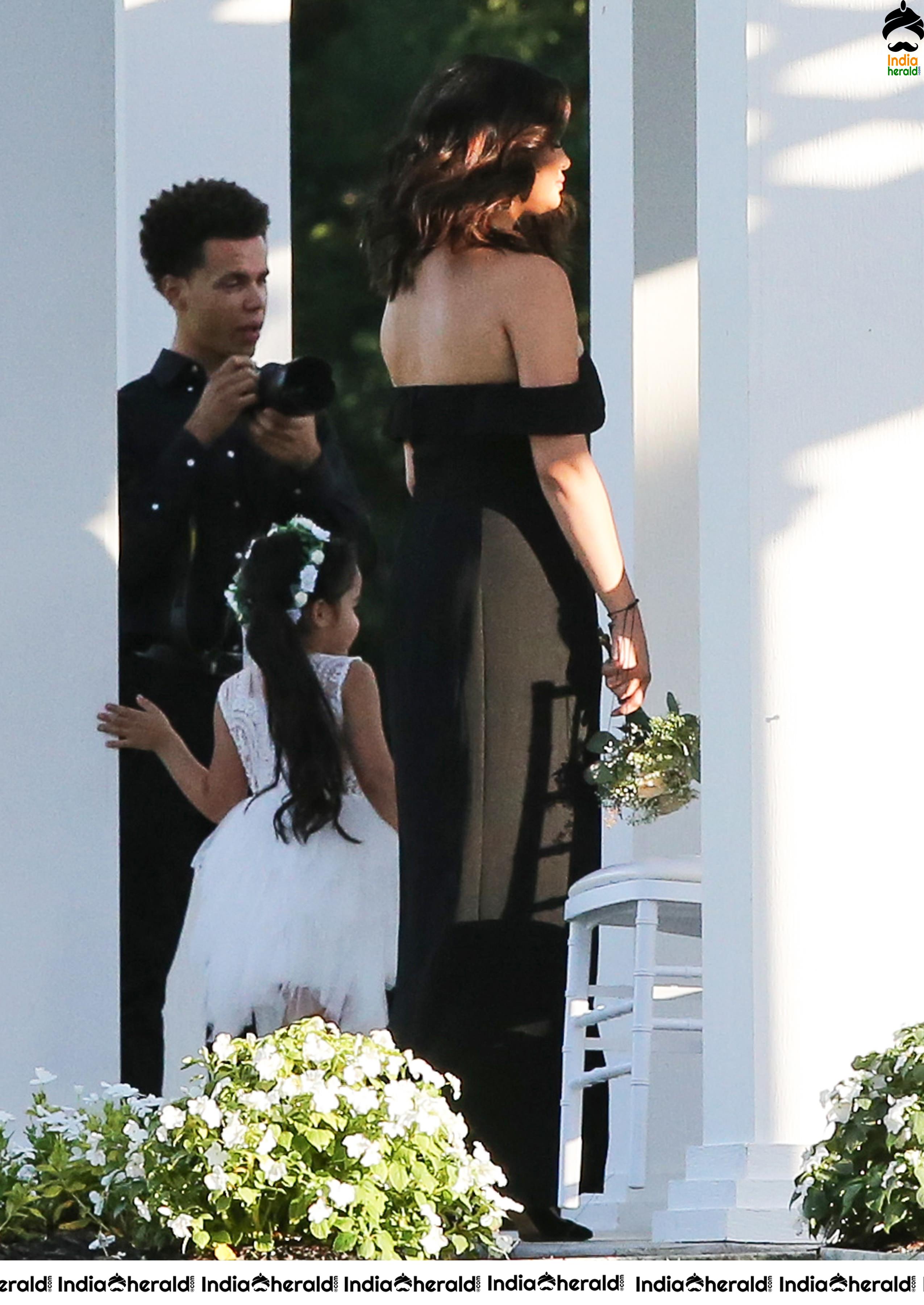 Selena Gomez Attending a wedding in Dallas Set 1