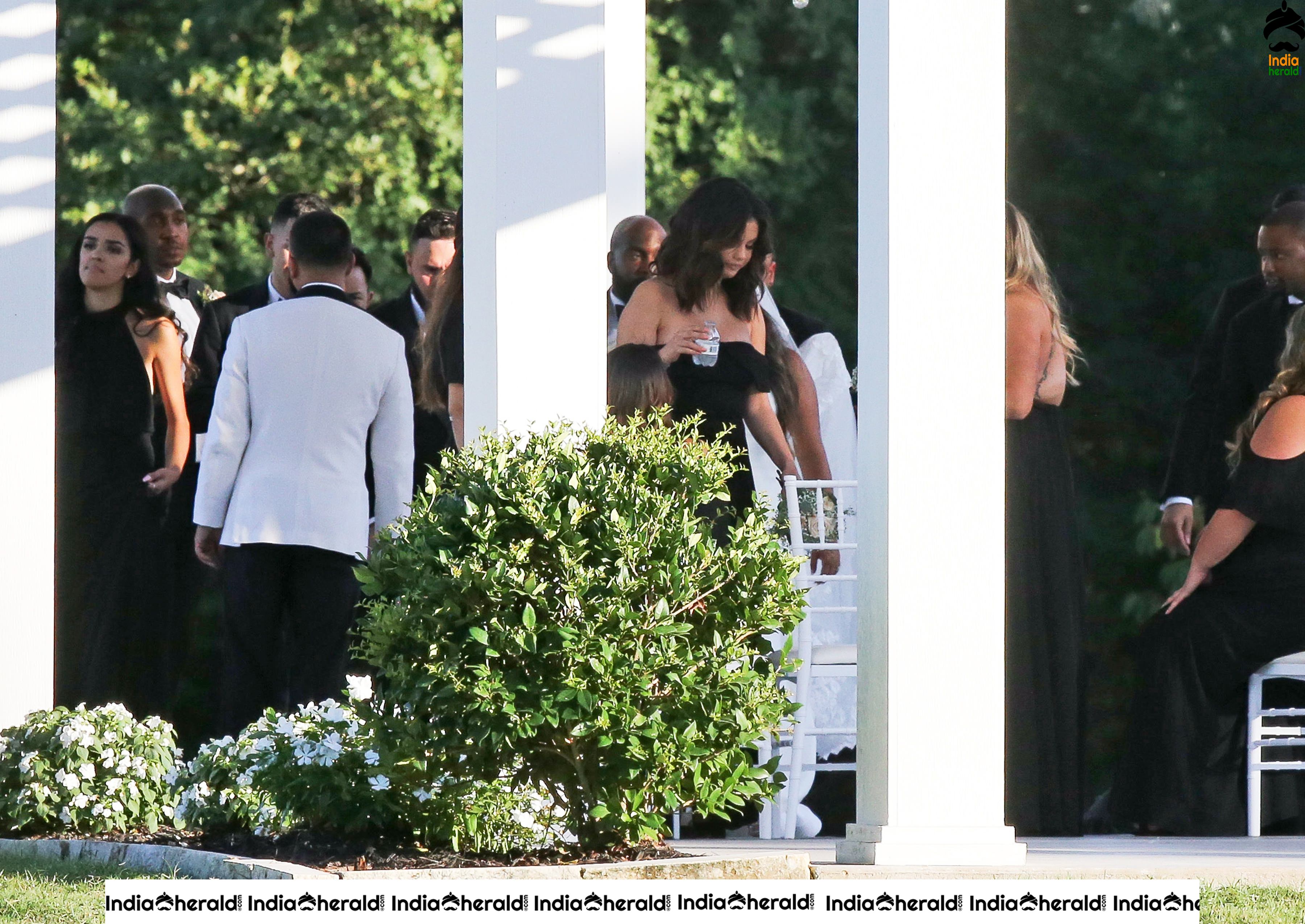 Selena Gomez Attending a wedding in Dallas Set 2