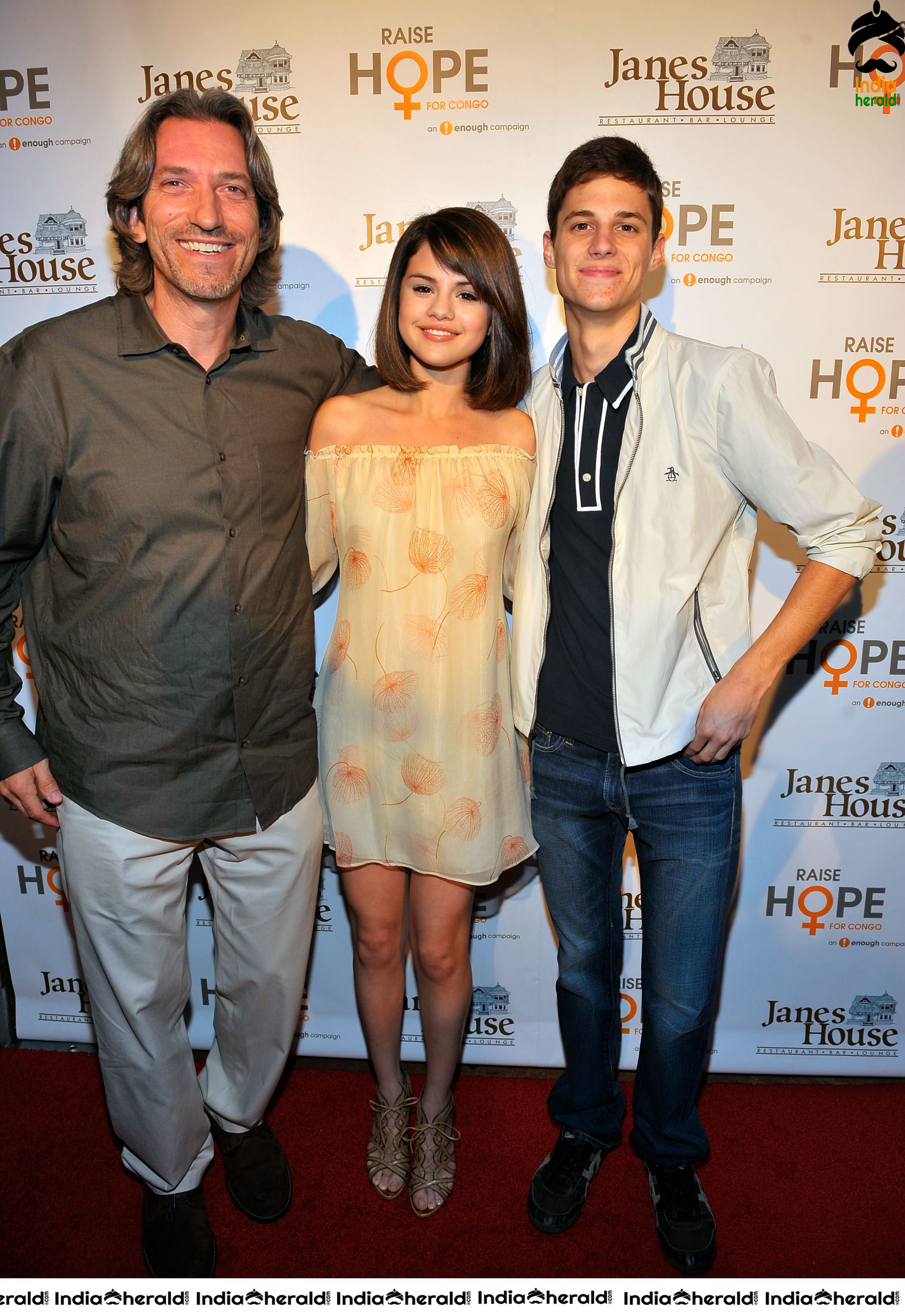 Selena Gomez looks ravishing at Raise Hope for Congo Hollywood event