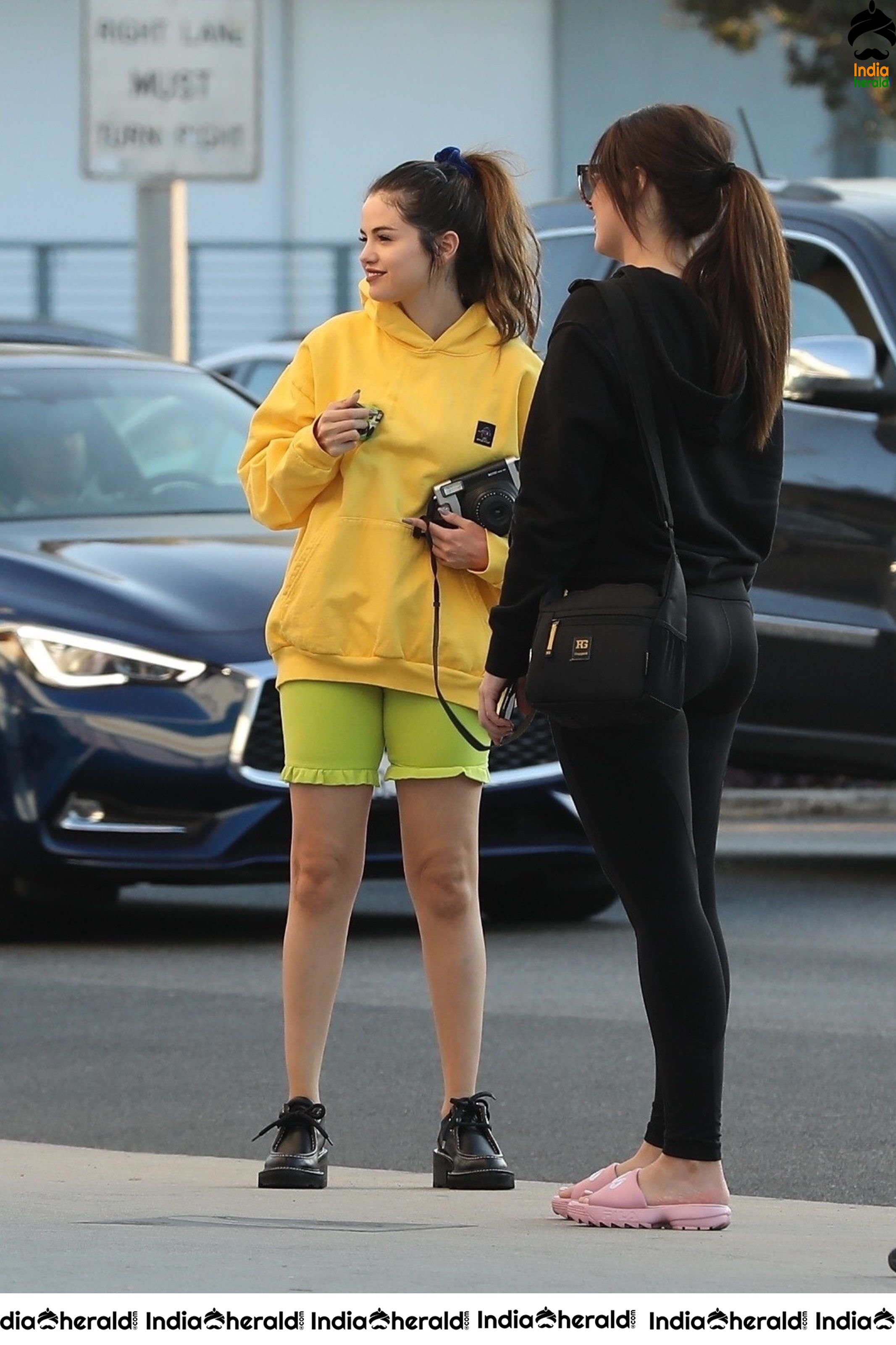 Selena Gomez Out in Los Angeles Set 1