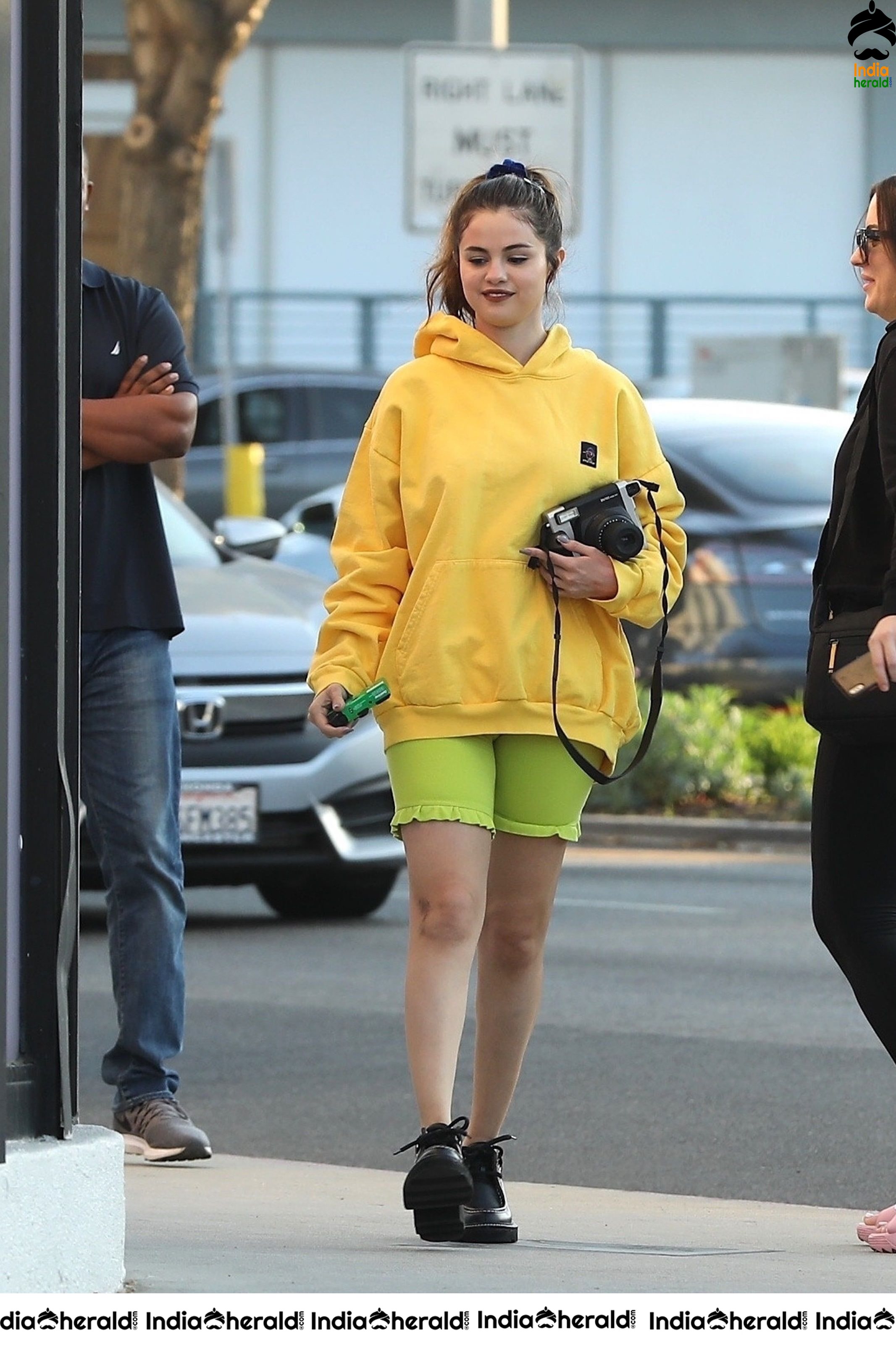 Selena Gomez Out in Los Angeles Set 1