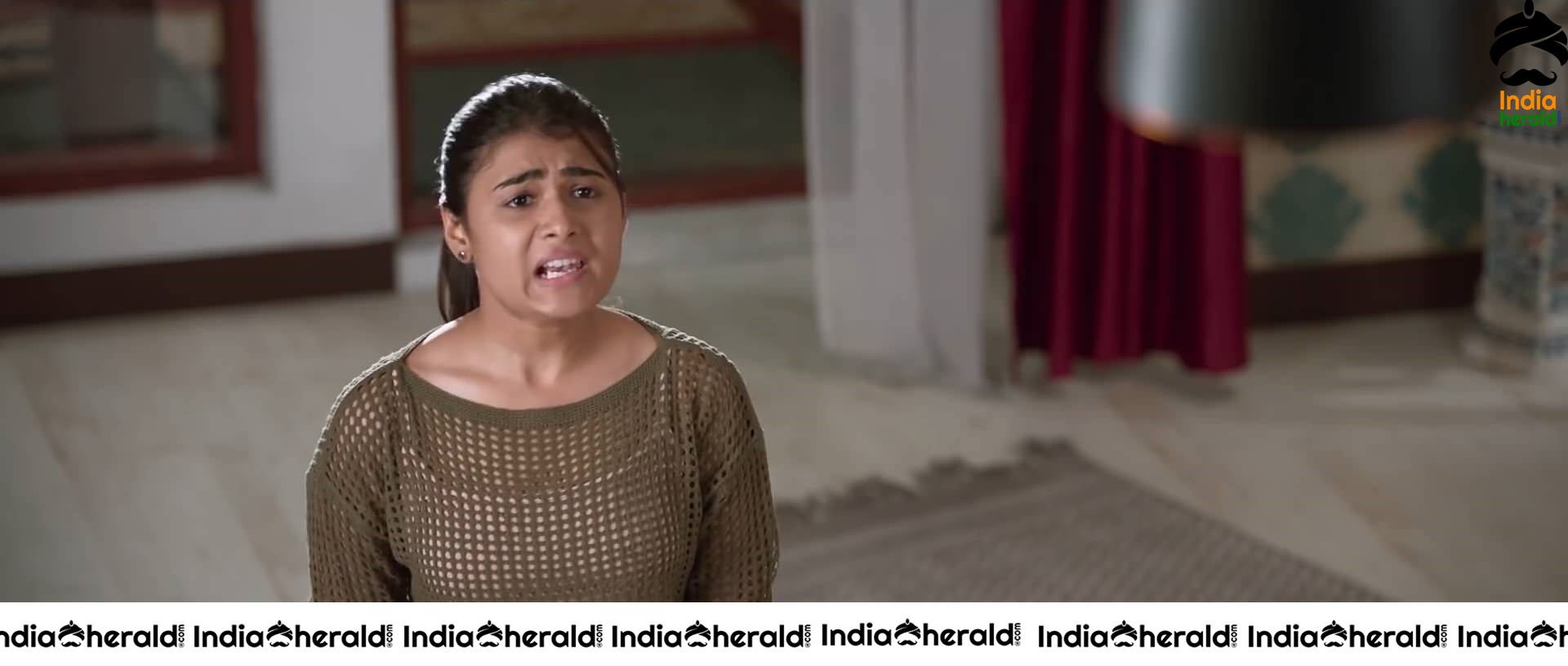 Shalini Pandey Hot Photos From 100 Percent Kaadhal Movie Set 3