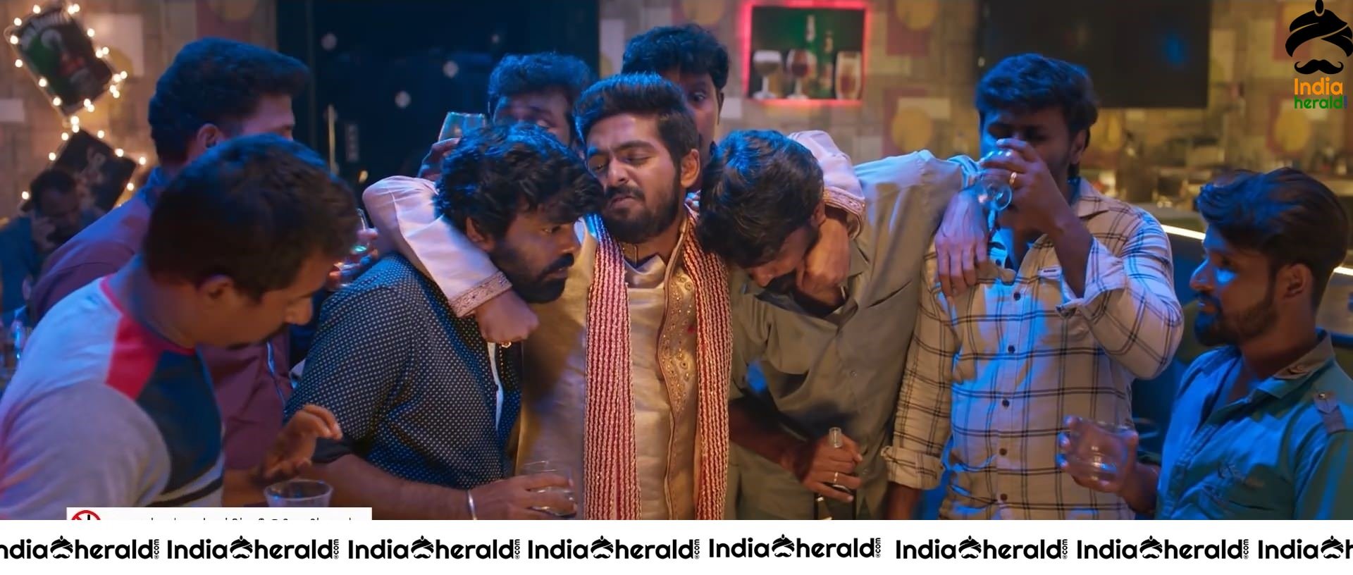 Shalini Pandey Hot Photos From 100 Percent Kaadhal Movie Set 4