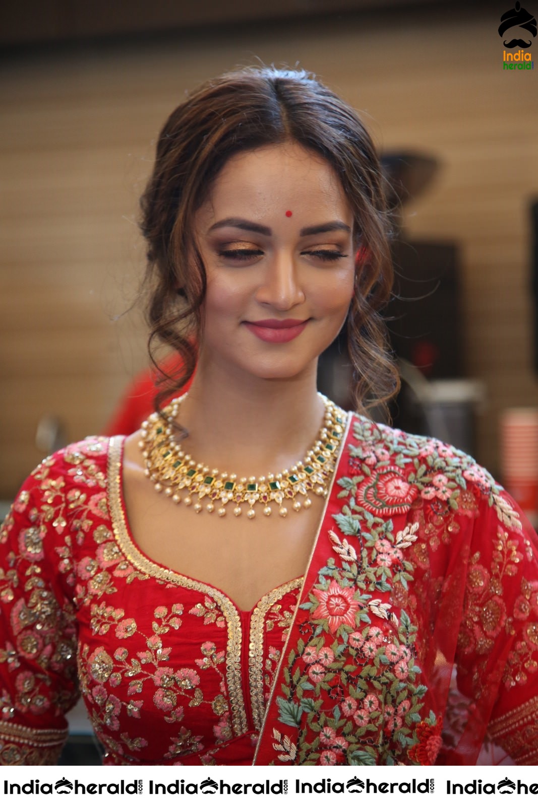 Shanvi Srivastava Looking Pretty as a Doll Set 1