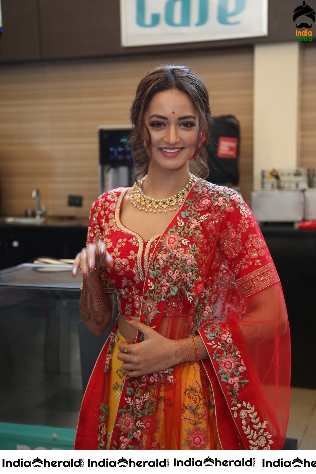 Shanvi Srivastava Looking Pretty as a Doll Set 1