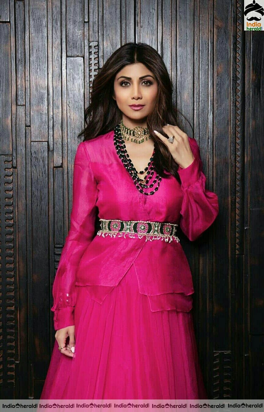Shilpa Shetty Hot Compilation Photo Stills