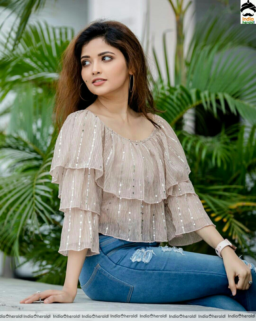 Shirin Kanchwala Cute and Hot Photoshoot Stills