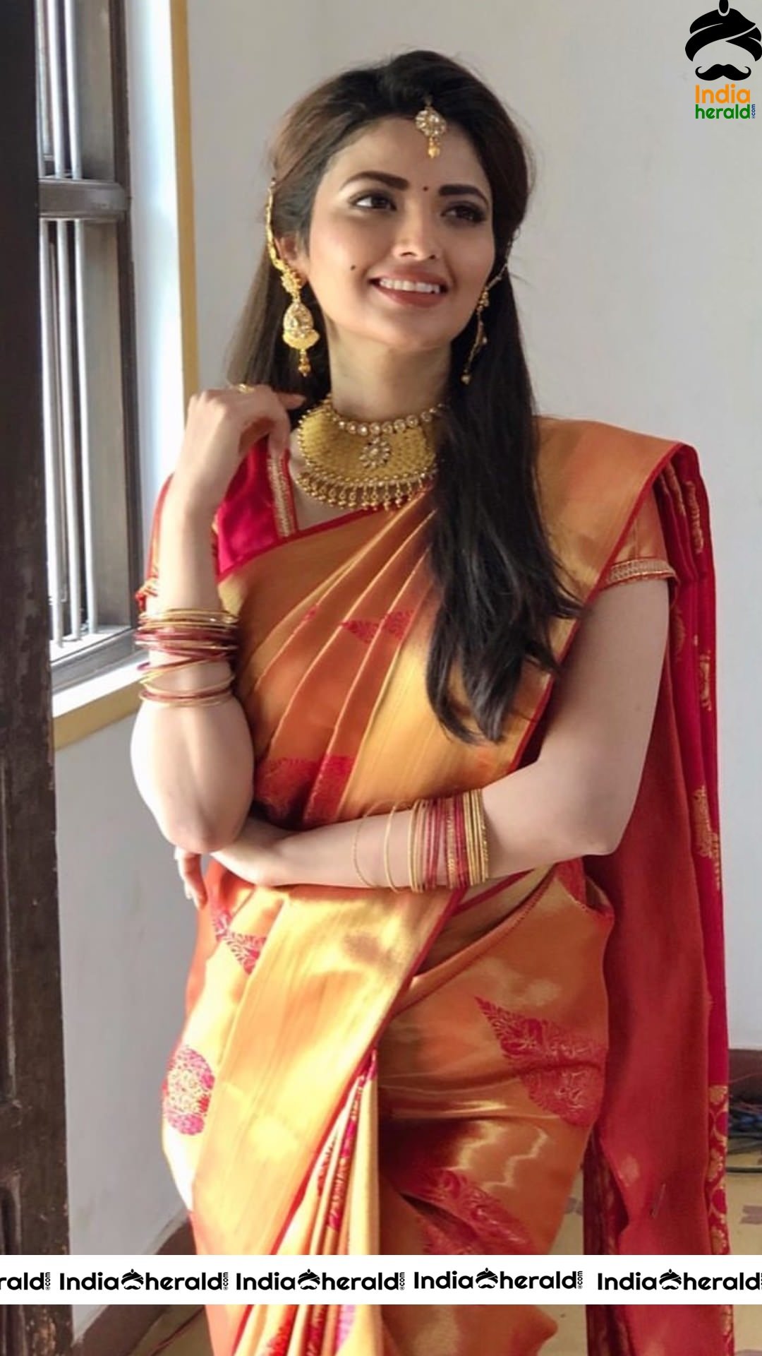 Shirin Kanchwala Hot Stills In Saree Set 2