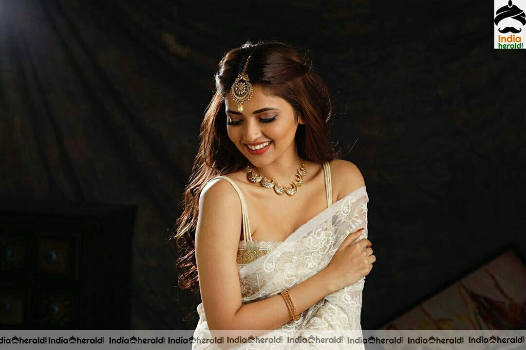 Shirin Kanchwala Hot White Saree Stills Set 2