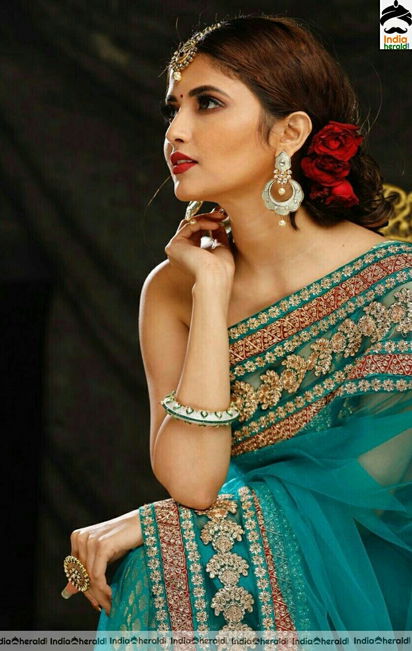 Shirin Kanchwala Latest Hot Stills