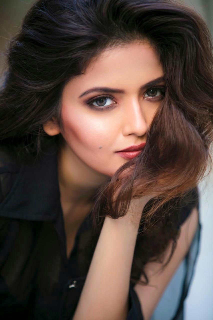 Shirin Kanchwala Latest Stills In Black