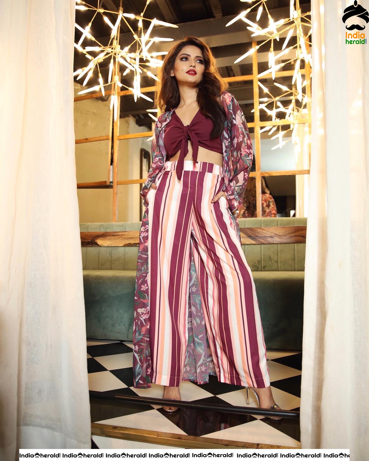Shirin Kanchwala Seducing Hot Photos