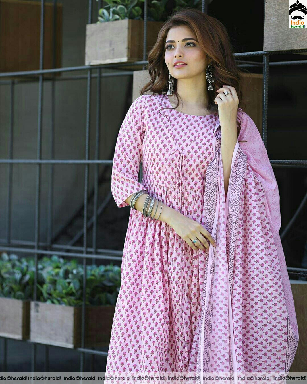 Shirin Looking gracious and flawless in pink chudi